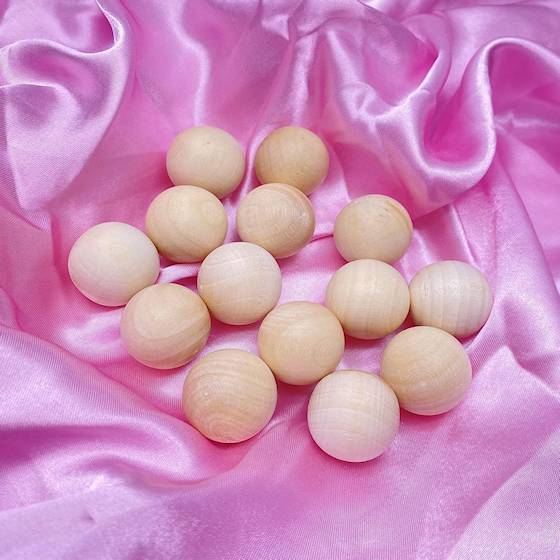 wooden balls 20mm